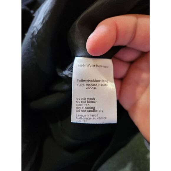 Akris Punto black short sleeve hook front jacket sz 6 - Picture 4 of 5